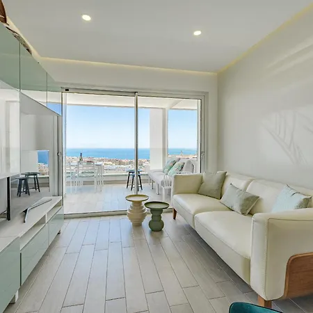 Sunrise Sea View Penthouse Апартаменты Адехе
