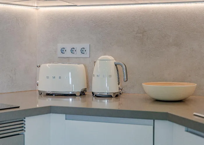 Apartment Sunrise Sea View Penthouse With Airco & Heated Pool *